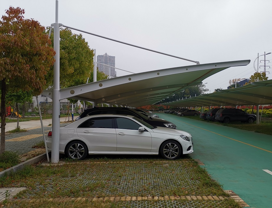 怎么判断膜结构停车棚是否合格